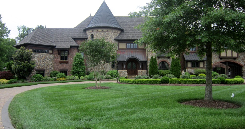 Homes for Sale in the Skyecroft Neighborhood of WaxhawWeddington