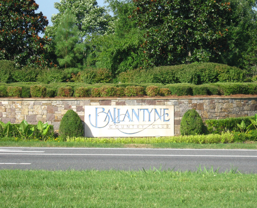 However, there are all styles of homes in Ballantyne Country Club: 